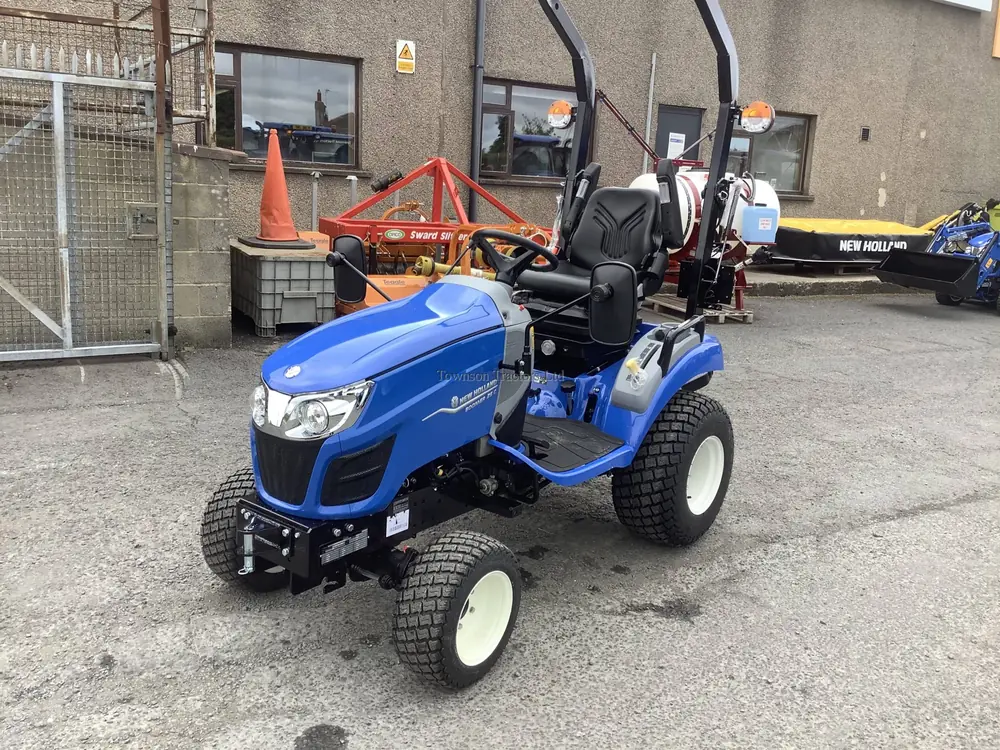 New Holland Boomer 25