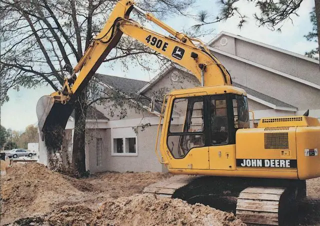 John Deere Construction 490E