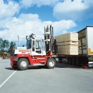 SVETRUCK 860-26