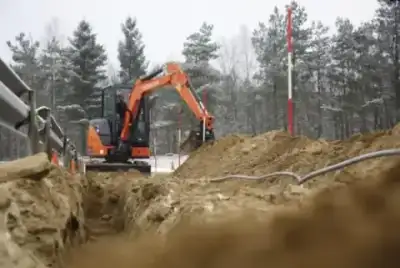 Hitachi ZX33U-5A thumbnail 2