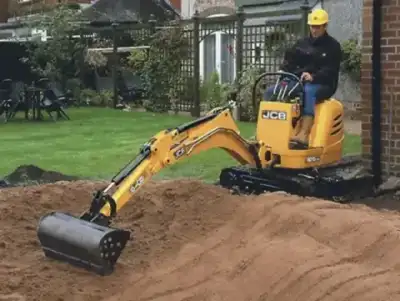 JCB 8010 CTS thumbnail 3