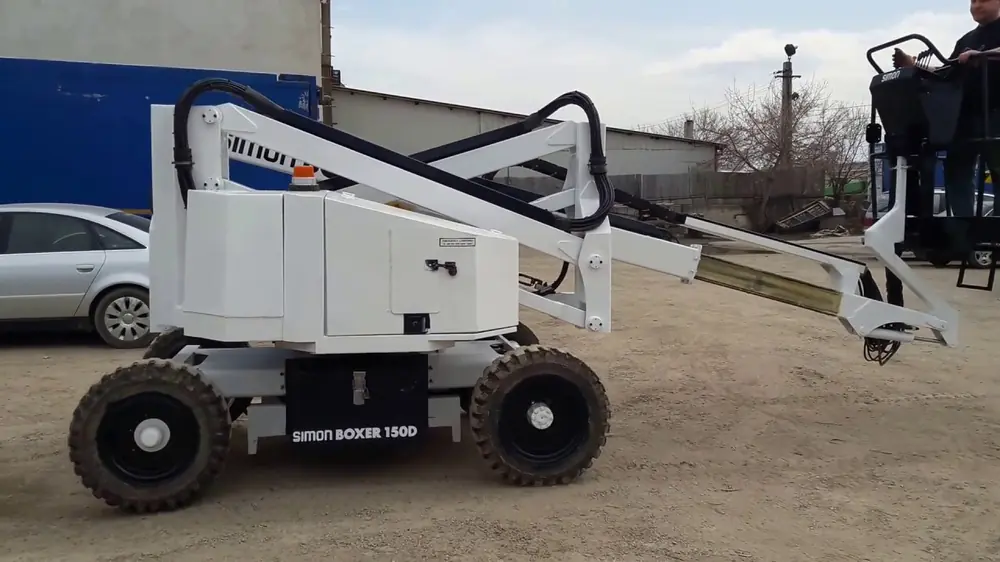 Simon Boxer 150 NE