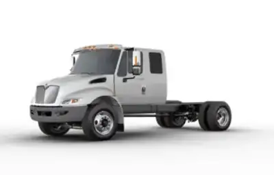 International Durastar 4400 107 SBA Extended Cab Cummins L9