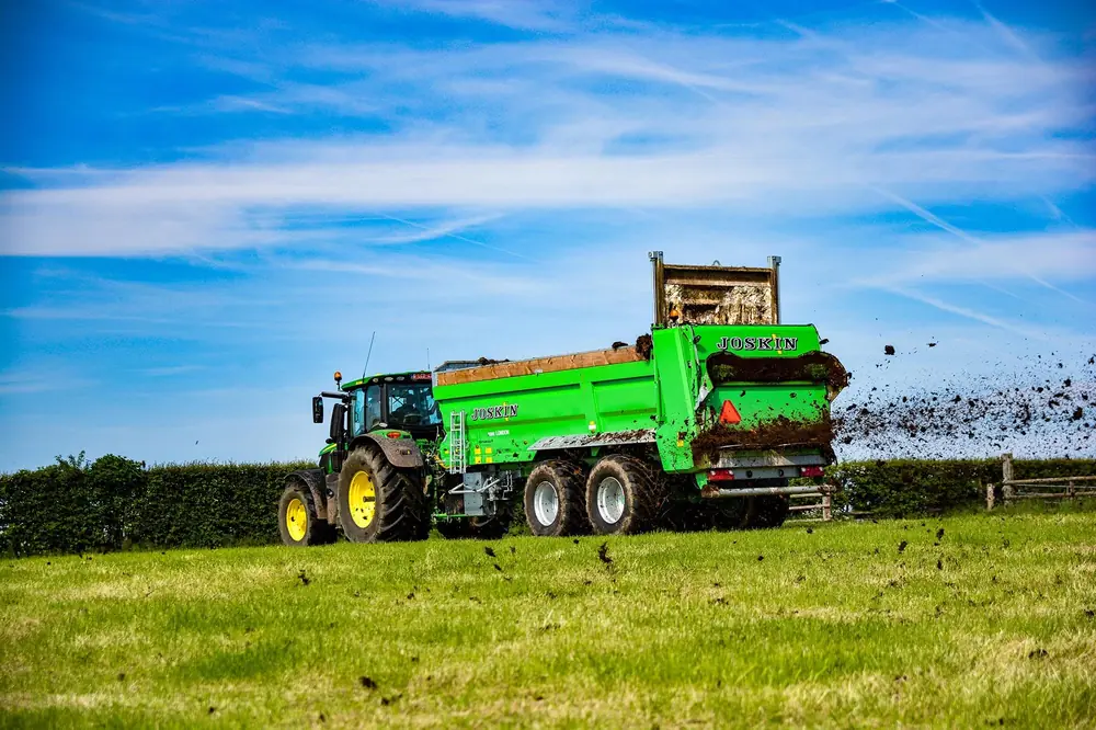 Joskin FERTI-SPACE 2 HORIZON FS7011/20BU