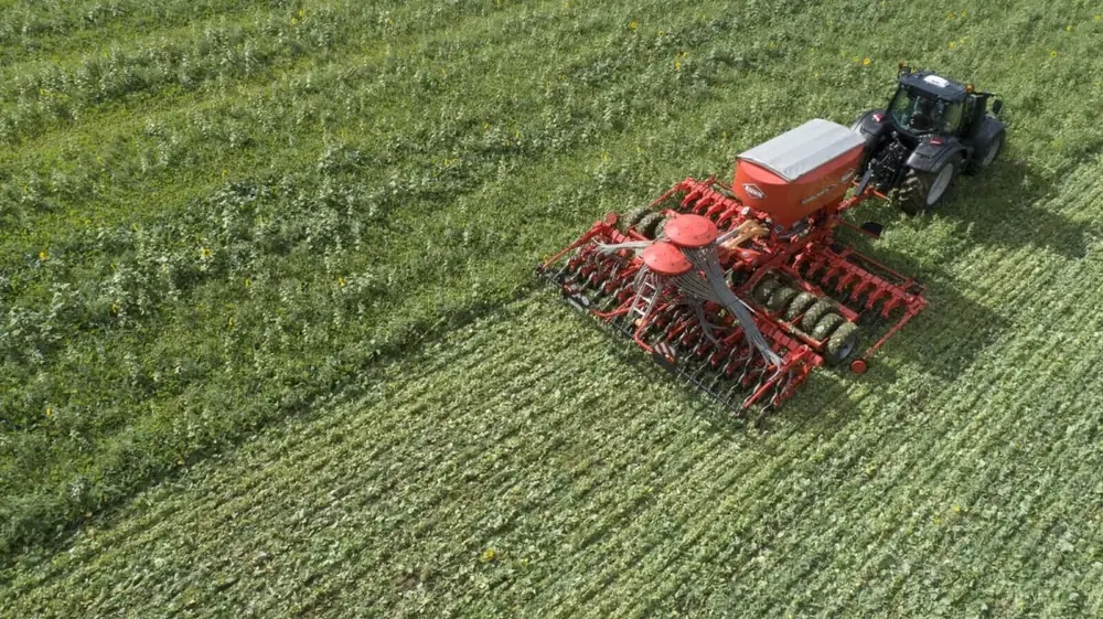 Kuhn Aurock 6000 RC 40 thumbnail 6