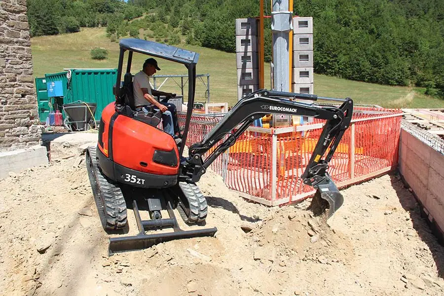 Eurocomach 35 ZT thumbnail 3