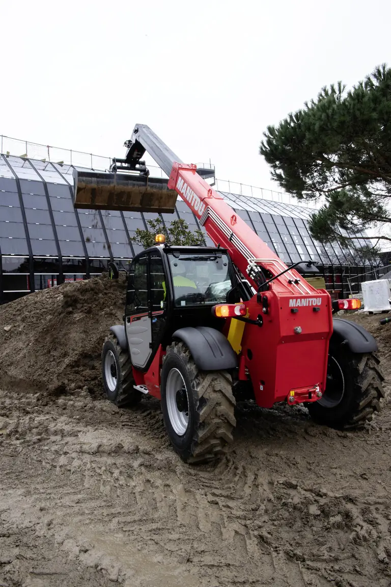 Manitou MT 733 EASY Comfort (STV)