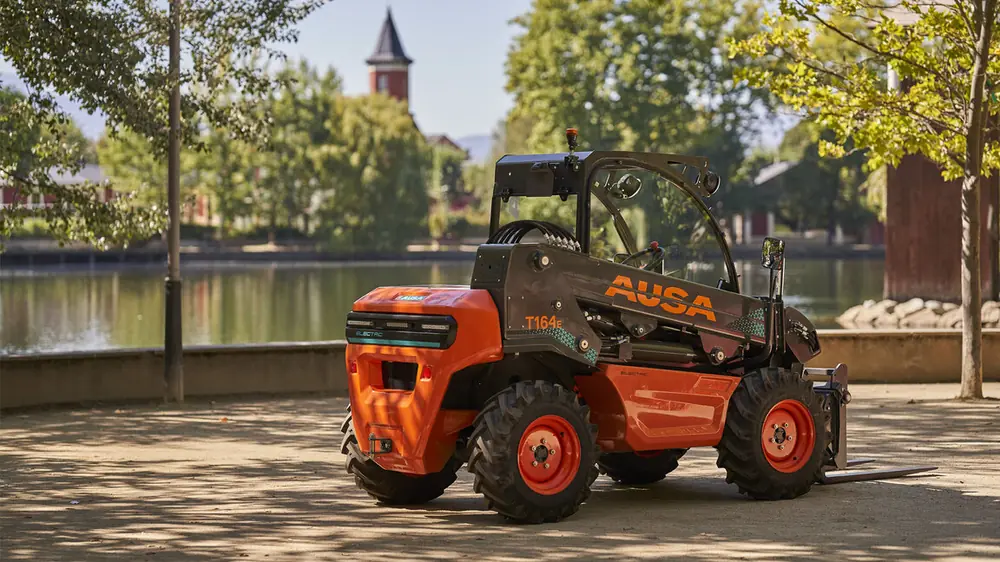 Ausa T 164 E X4 thumbnail 3