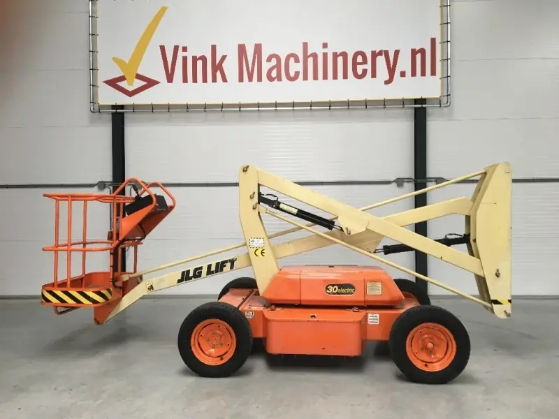 JLG 30 E