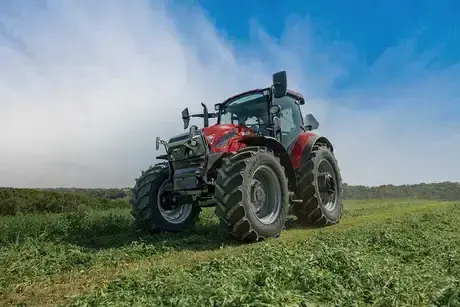 Case IH Farmall Utility 120C