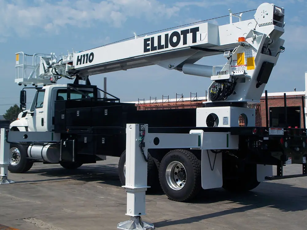 Elliott Equipment H110R HiReach thumbnail 3