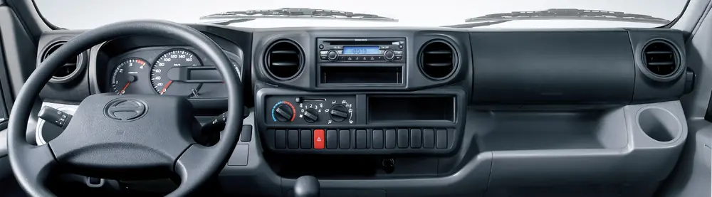 Hino 300 XKU650L-HKUGSR3 hybrid 4x2 thumbnail 4