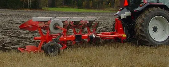 Kuhn Multi-Master 122 T 4