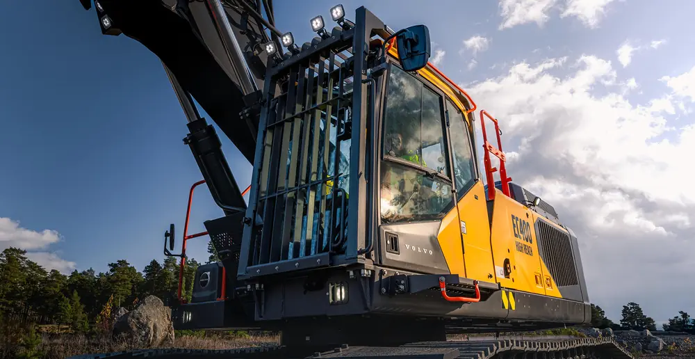 Volvo EC400 High Reach thumbnail 5