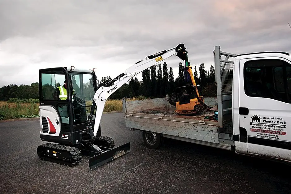 Bobcat E19 thumbnail 3