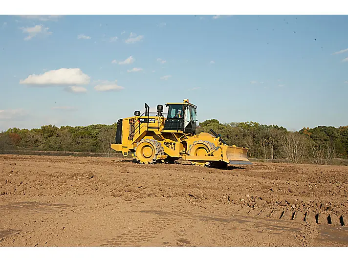 Caterpillar 825K thumbnail 3