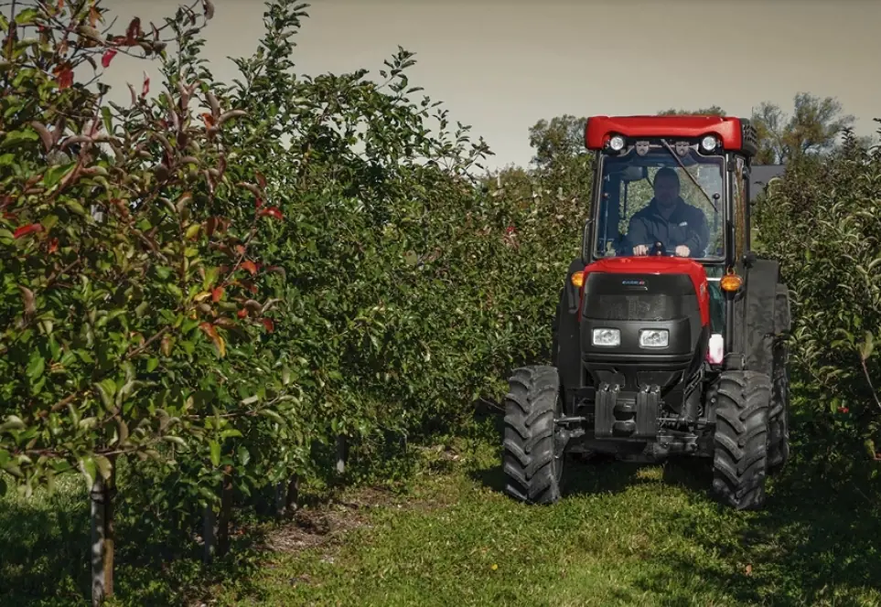 Case IH Farmall 110N