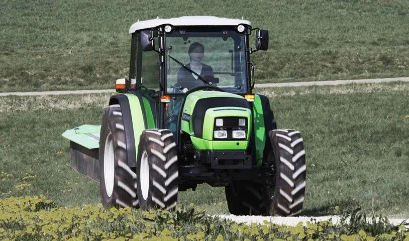 DEUTZ-FAHR Agrolux 410