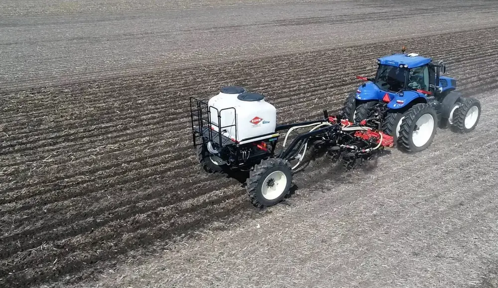 Kuhn Gladiator 1210M-440 thumbnail 2