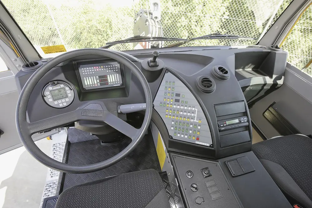 Liebherr LTM 1030-2.1 thumbnail 5