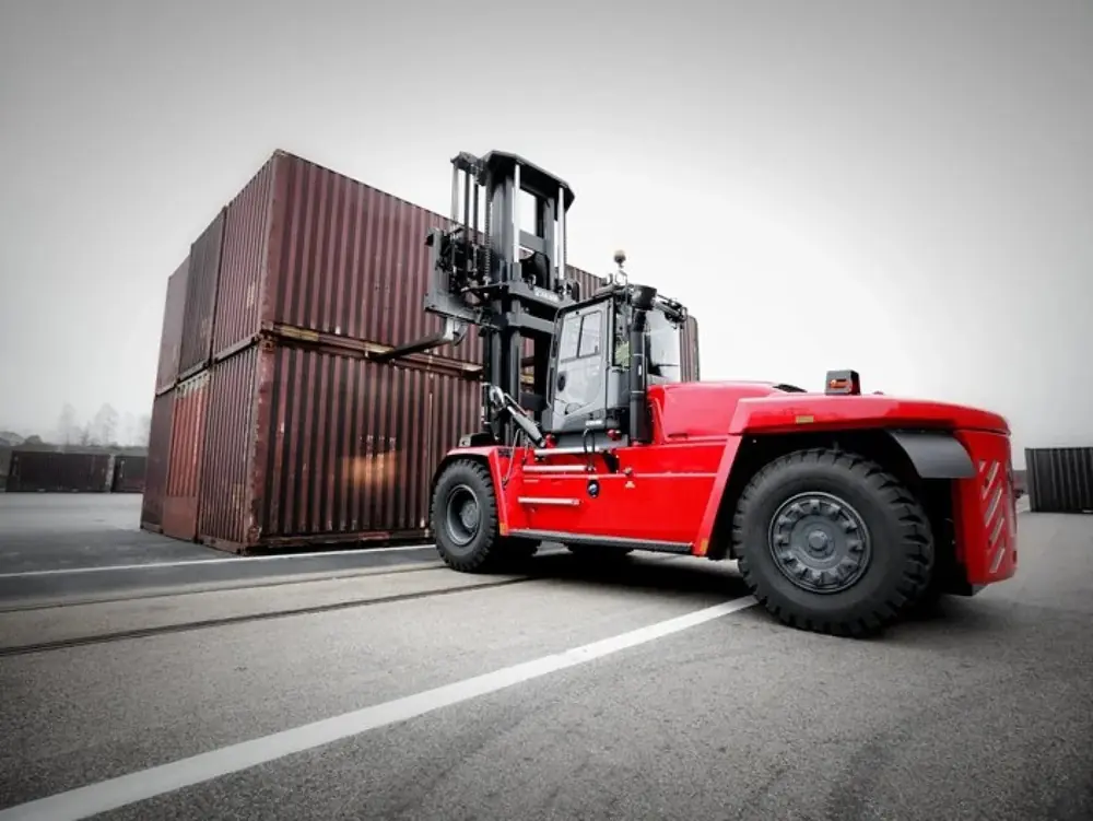 Kalmar DCG450-12S