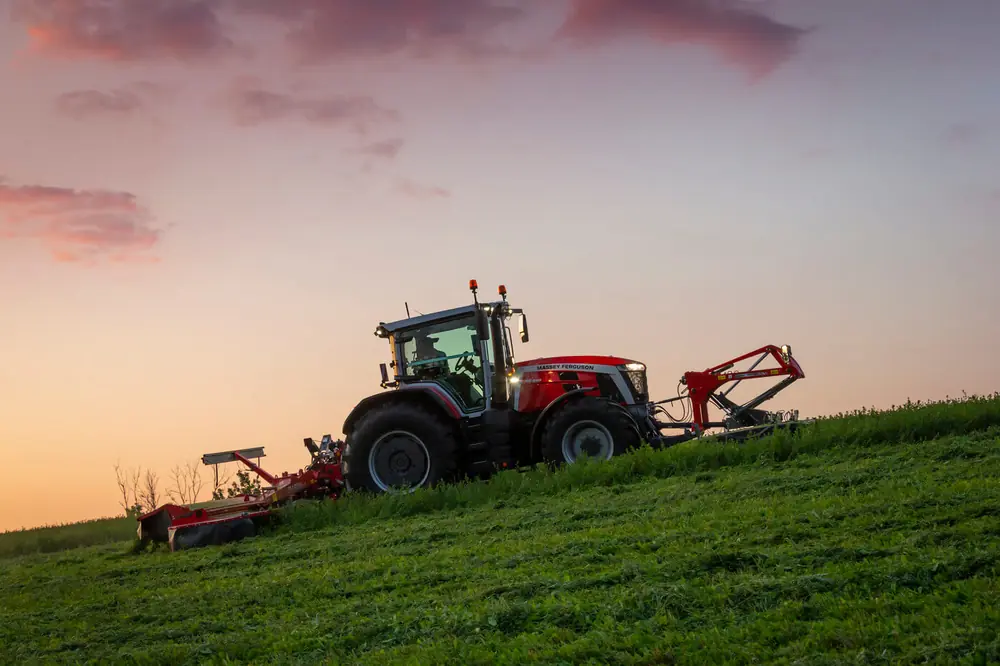 Massey Ferguson MF 8S.205 thumbnail 4