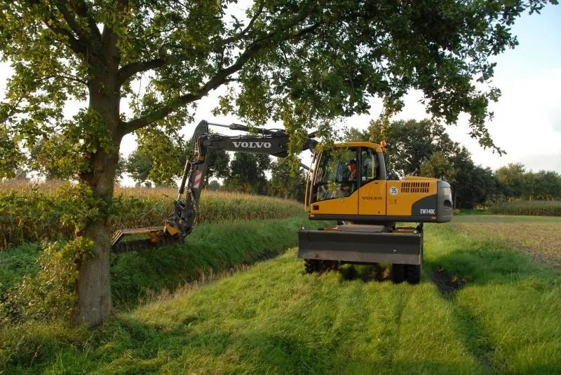 Volvo EW140C thumbnail 3