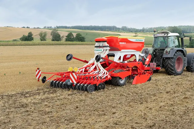 Pöttinger Terrasem R 4 thumbnail 2