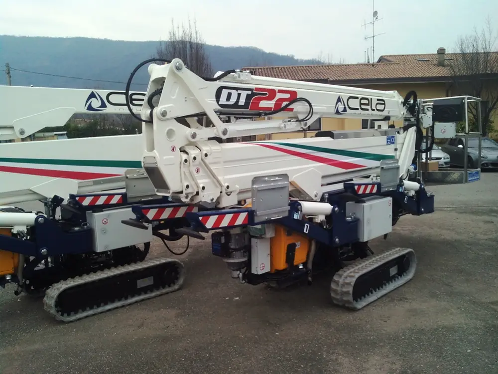 CELA DT22 Spyder thumbnail 4