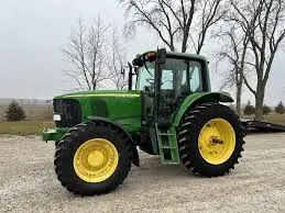 John Deere 7320