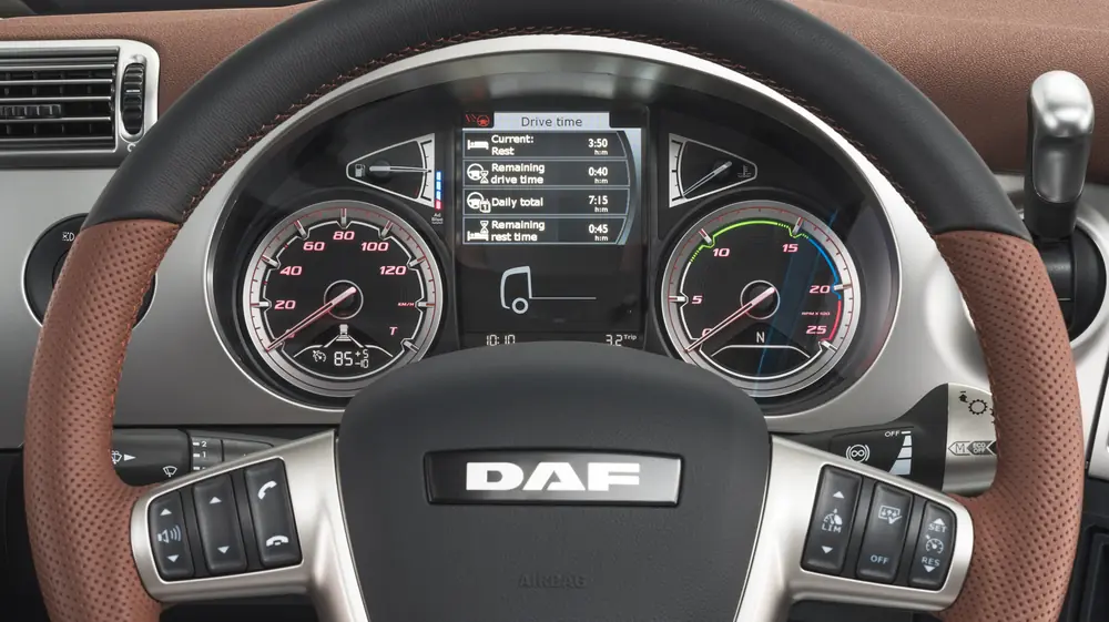 DAF CF 530 FT thumbnail 4