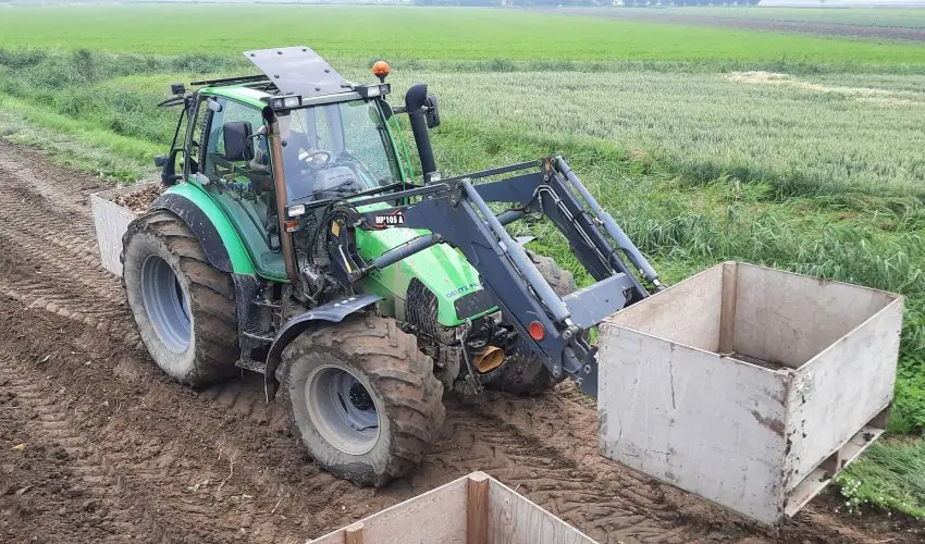 DEUTZ-FAHR Agrotron 6.15