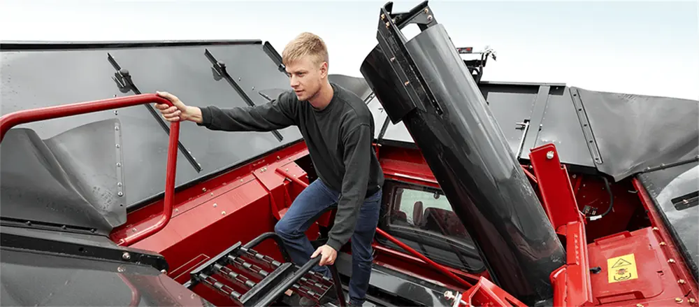 Case IH Axial Flow 6150 thumbnail 4
