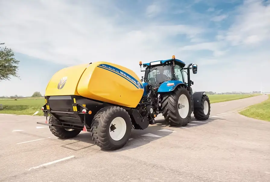 New Holland Roll Baler 125