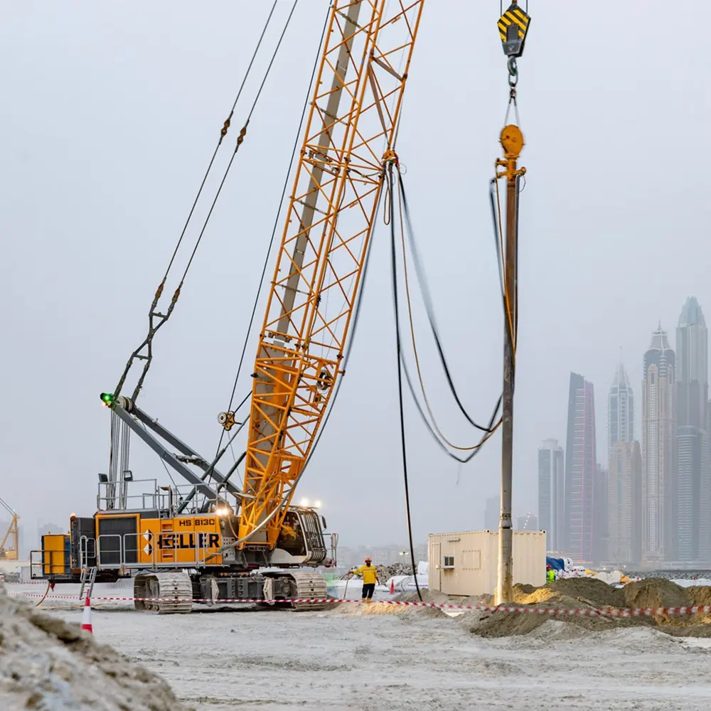 Liebherr HS 8130.1 thumbnail 2