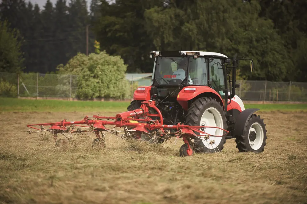 Steyr 4055 Kompakt S Komfort thumbnail 3