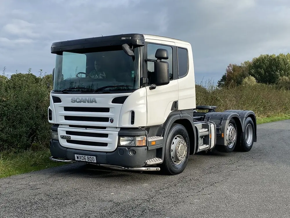 Scania P 420 6X2