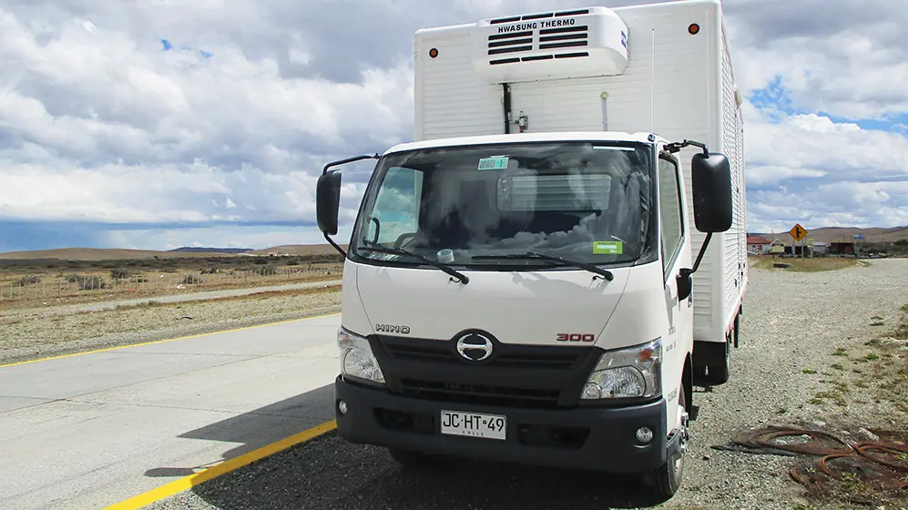 Hino 300 815 AT SWB 4x2 thumbnail 4