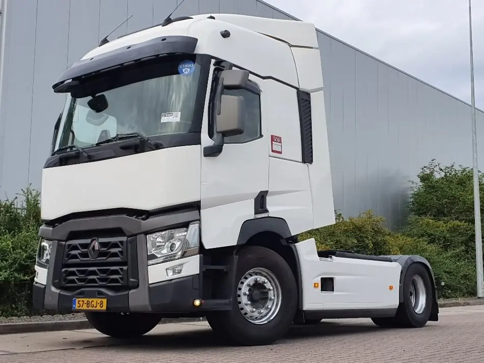Renault T 440.26 HIGHCAB 6x2 R E6 (LHD)