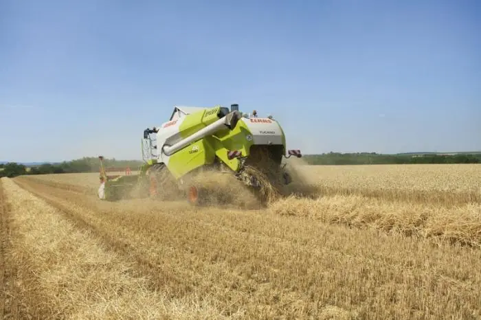 Claas Tucano 470 thumbnail 2