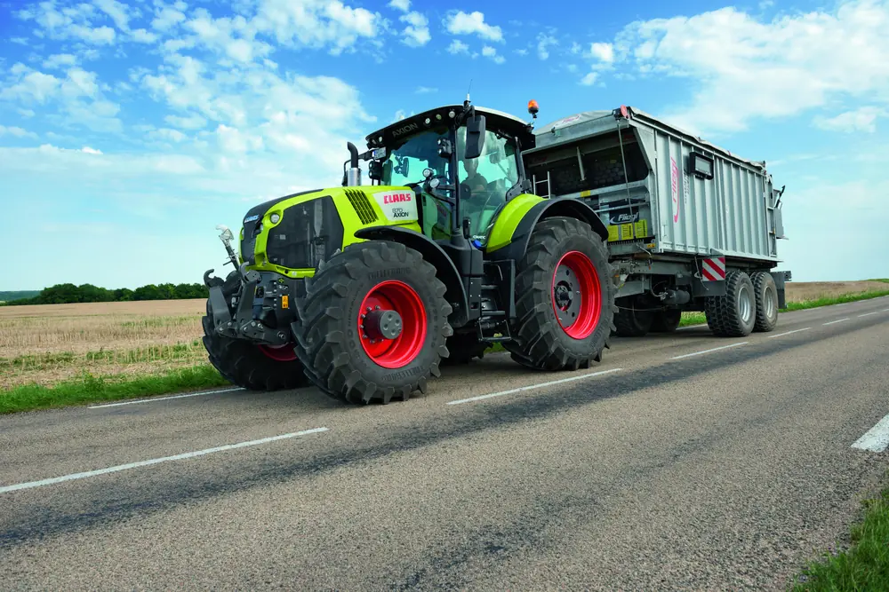 Claas Axion 810