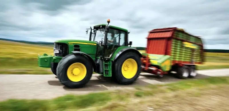 John Deere 6130 thumbnail 2