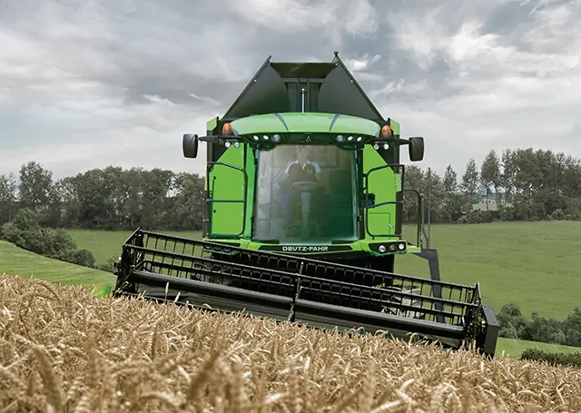 DEUTZ-FAHR C 9306 TS