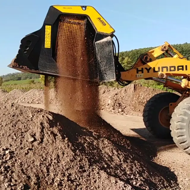 MB Crusher MB-LS220 S2