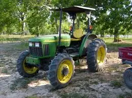 John Deere 5220