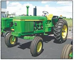 John Deere 4230