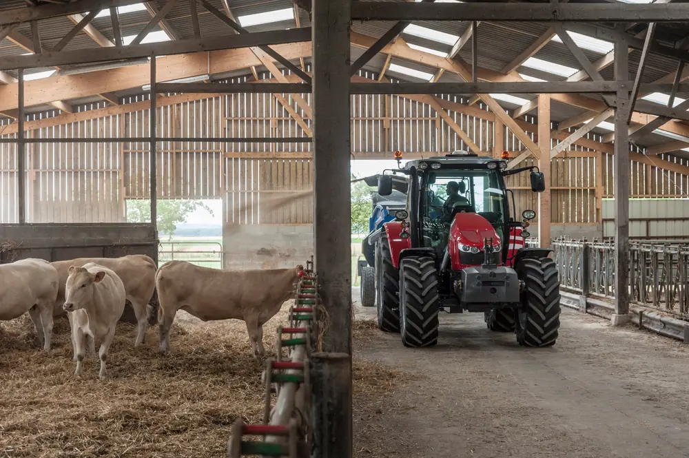 Massey Ferguson MF 5713SL thumbnail 3