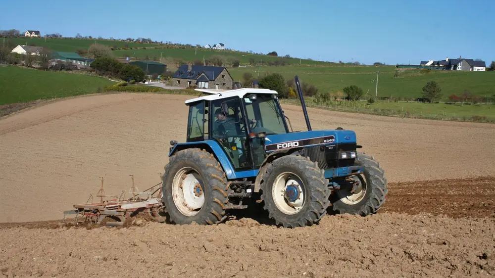 Ford-NH 8340