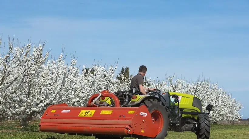 Claas Nexos 230 FB
