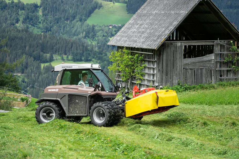 Pöttinger NovaCat F 2700 Alpin thumbnail 5